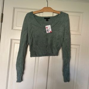 NWT Soft Crop Sweater with Clasps